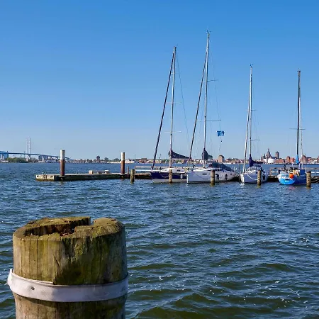 Apartmán Haus Putbus In - Wg 3 Mit Panoramablick Altefähr