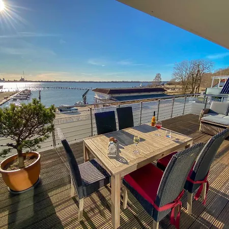 Haus Putbus In - Wg 3 Mit Panoramablick * Altefähr